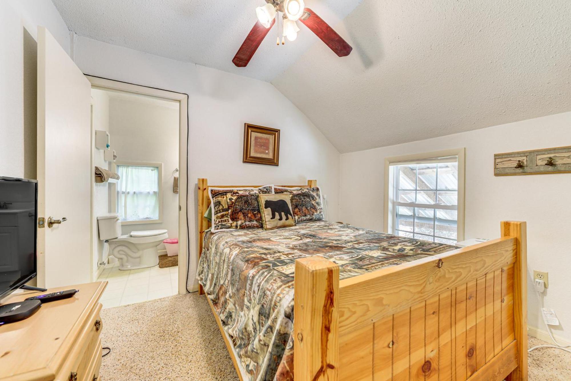 Bryson City Cottage With Hot Tub And Waterfall Views! المظهر الخارجي الصورة