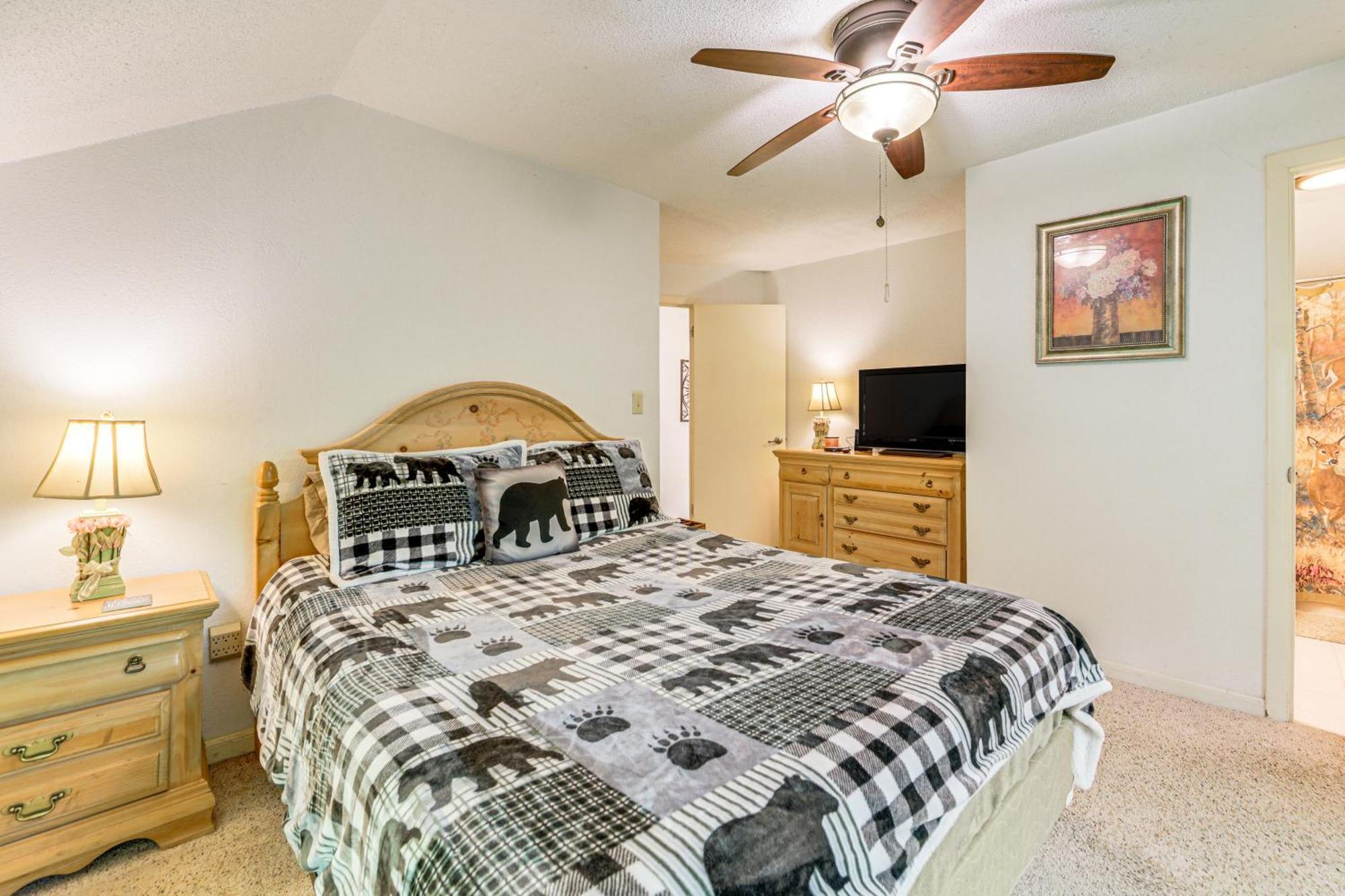 Bryson City Cottage With Hot Tub And Waterfall Views! المظهر الخارجي الصورة